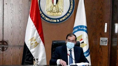 Photo of الملا يتابع مشروع إحلال وتحويل السيارات للعمل بالغاز الطبيعى