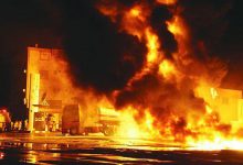 Photo of عاجل| حريق ضخم يلتهم محلات نفق ممر المحطة بقلب مدينة الزقازيق