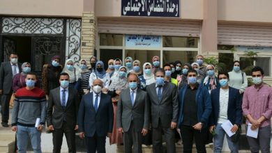 Photo of صور… صرف حافز التميز للطلاب المتفوقين بجامعة الزقازيق