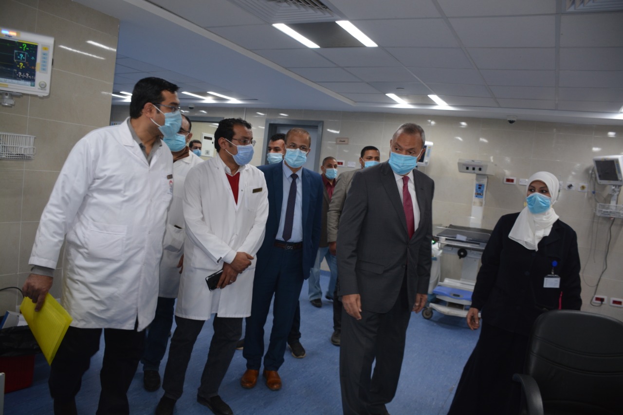 الهجان يتفقد بمدينتي كفر شكر وبنها لمتابعة المشروعات بقطاعي الصحة والمياه