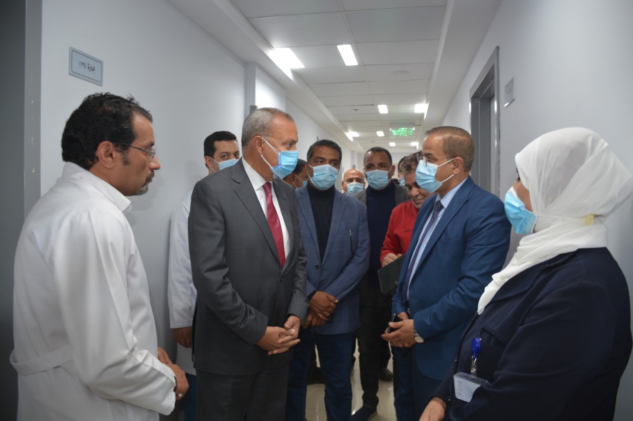 الهجان يتفقد بمدينتي كفر شكر وبنها لمتابعة المشروعات بقطاعي الصحة والمياه