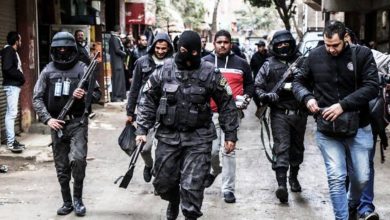 Photo of القبض على رجل أعمال هارب من أحكام بالسجن 119 عاما