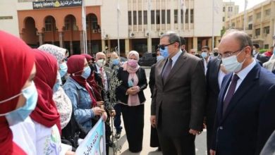 Photo of وزير القوي العاملة ومحافظ الشرقية ورئيس جامعة الزقازيق يشاركون في مبادرة ” هنجملها “