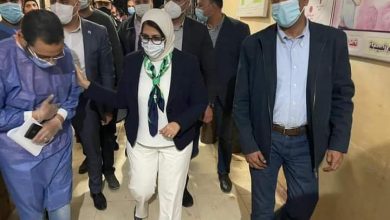 Photo of وزيرة الصحة: جميع المصابين بالمستشفيات يتلقون العلاج والرعاية الطبية اللازمة