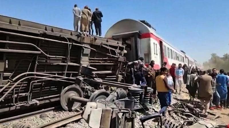 عاجل| حادث قطار الآن قبل مدينة طوخ.. وأنباء عن عدد وفيات وإصابات.. صور وفيديو