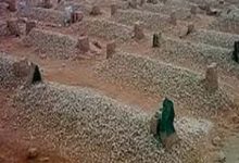 Photo of دفن أمه العجوز حية وبعد فترة حدث شيء مرعب…تفاصيل