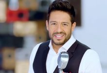 Photo of محمد حماقي يستعد لرمضان بدعاء “يالي عالم بينا”