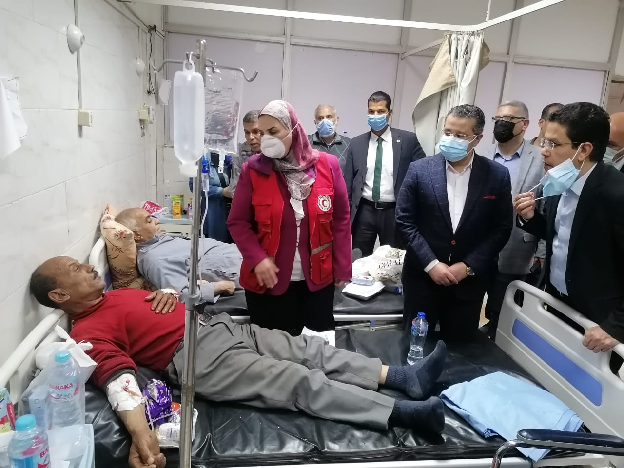 وزيرة التضامن الاجتماعي تتفقد حالة مصابى قطار طوخ بمستشفى بنها الجامعي