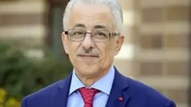 Photo of التربية والتعليم: شهر أبريل الجاري نهاية العام الدراسي لسنوات النقل