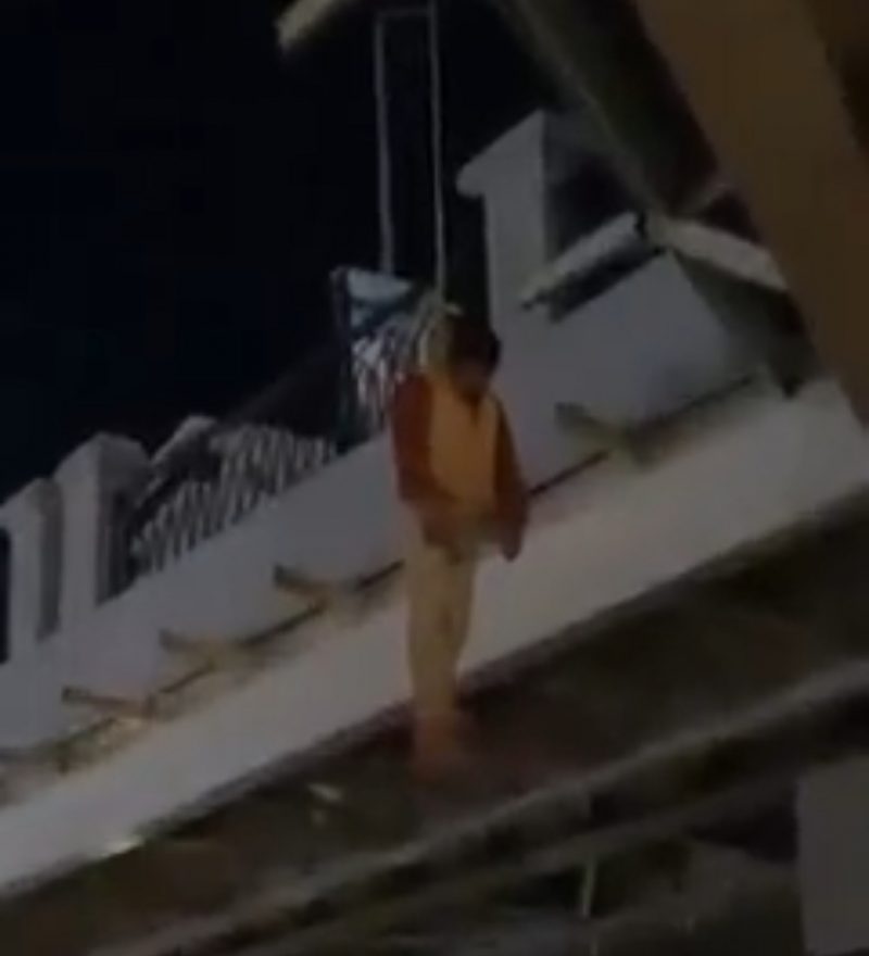 عاجل شاب يحاول الانتحار أسفل كوبري سيدي جابر في الإسكندرية