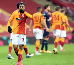 Photo of غياب المحترف المصري مصطفى محمد من مباريات الدوري التركي