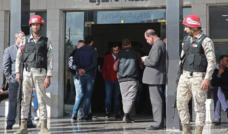 Photo of الأردن .. حقيقة ورقة التوكيل من الأمير حمزة إلى محامية أمام محكمة أمن الدولة