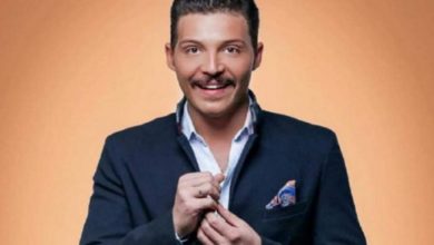 Photo of محمود حجازي ينشر صورا من كواليس مسلسل “حرب أهلية” 
