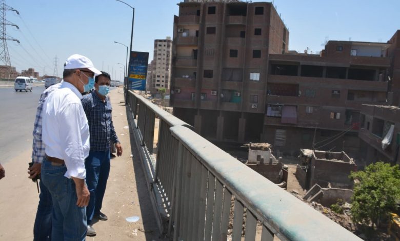 Photo of الهجان يقوم بجولة تفقدية لمتابعة أعمال إزالة المباني المتعارضة مع الطريق الدائري