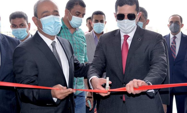 Photo of محافظ الإسماعيلية والرئيس التنفيذي لهيئة الاستثمار يفتتحان مركز خدمات المستثمرين بالإسماعيلية