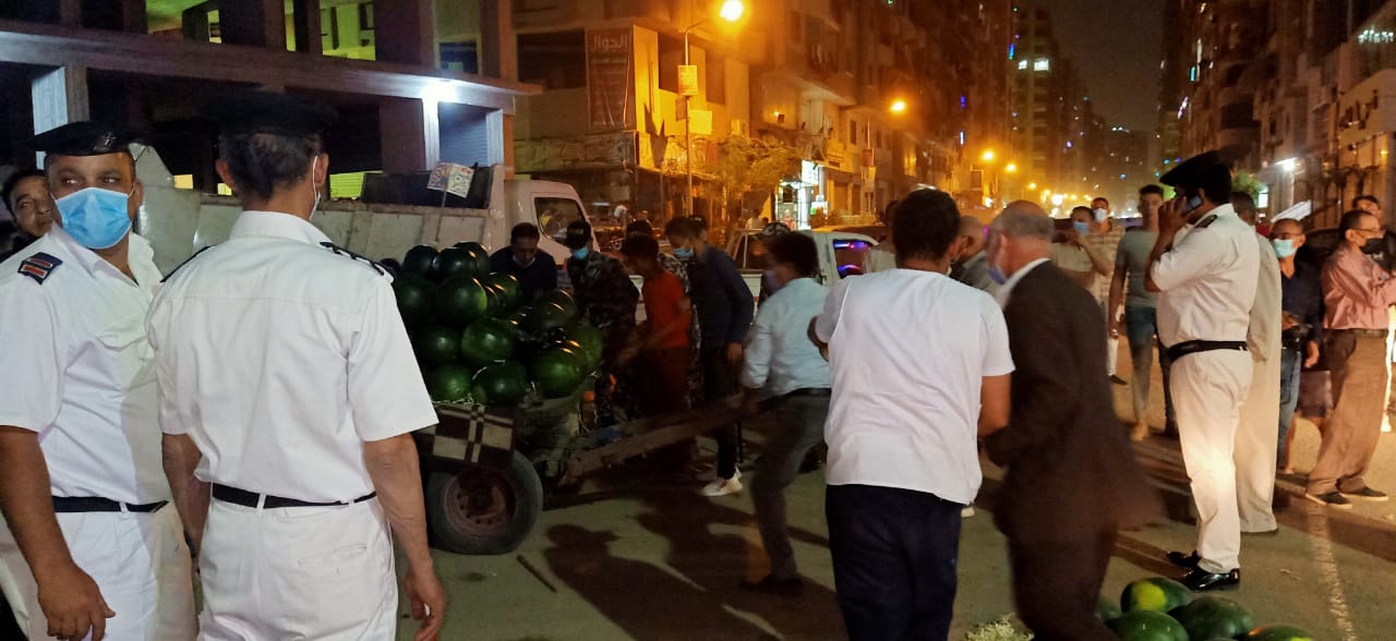 ضبط شيش وتحرير محاضر لمقاهي لمخالفة إجراءات الوقاية من كورونا بالقليوبية عيد الفطر.. صور وفيديو