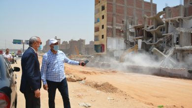 Photo of “الهجان” يتفقد مشروع “سكن لكل المصرين” بحي شرق شبرا الخيمة ويتابع إزالة المباني المتعارضة مع توسعة الطريق الدائري