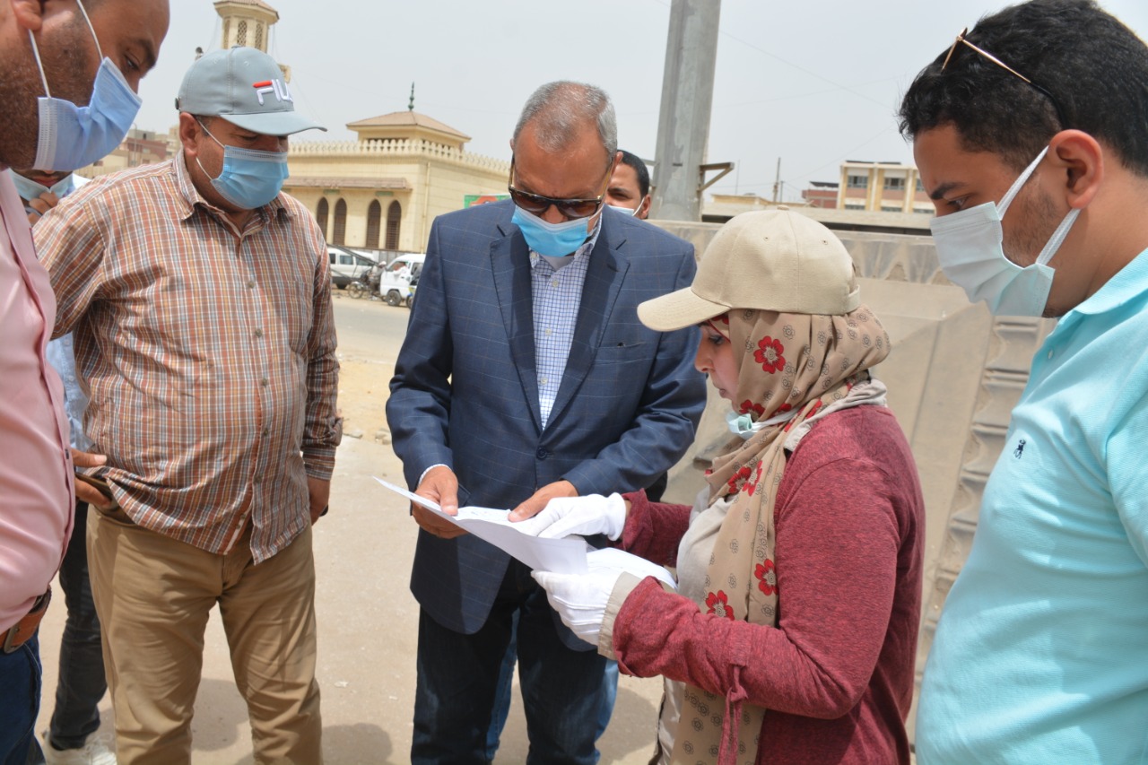 محافظ القليوبية يتابع أعمال إزالة المباني المتعارضة مع مشروع توسعة الطريق الدائري ويتفقد أعمال تطوير ميدان المحطة ببنها