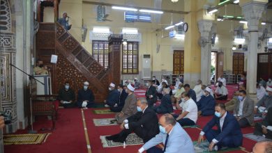 Photo of محافظ القليوبية يؤدي صلاة عيد الفطر بمسجد ناصر وسط فرحة المواطنين بحلول العيد.. فيديو