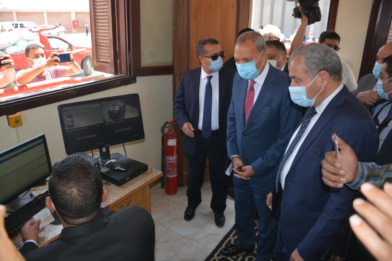 المصيلحي يتفقد صوامع بنها: أنشئت بتوجيهات الرئيس للحفاظ على القمح وإنتاج رغيف خبز مدعم للمواطن بصورة جيدة