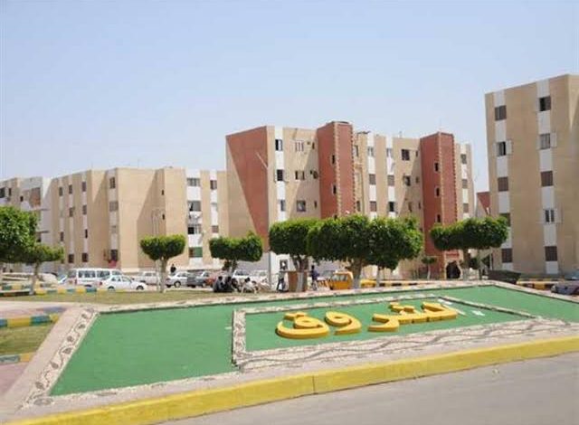 Photo of رئيس جهاز الشروق يتفقد سير العمل بمحطات مياه الشرب والصرف الصحى بالمدينة