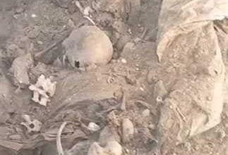 Photo of القبض على مقاول متهم بالاستيلاء على مقابر صدقة وإلقاء جثثها أسفل الطريق الحر بالقليوبية