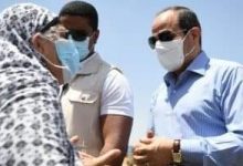 Photo of سيدة مسنة للرئيس السيسي: عندي 63 سنة وعايزة إيجار الشقة وأتعالج وأتصور معاك