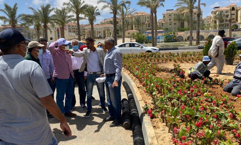 Photo of صور..مسئولو”الإسكان” يتابعون سير العمل بمشروعات مدينة العلمين الجديدة
