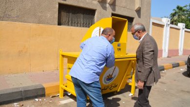 Photo of محافظ القليوبية يتابع تجربة وضع صناديق القمامة الصديقة للبيئة بشوارع مدينة بنها
