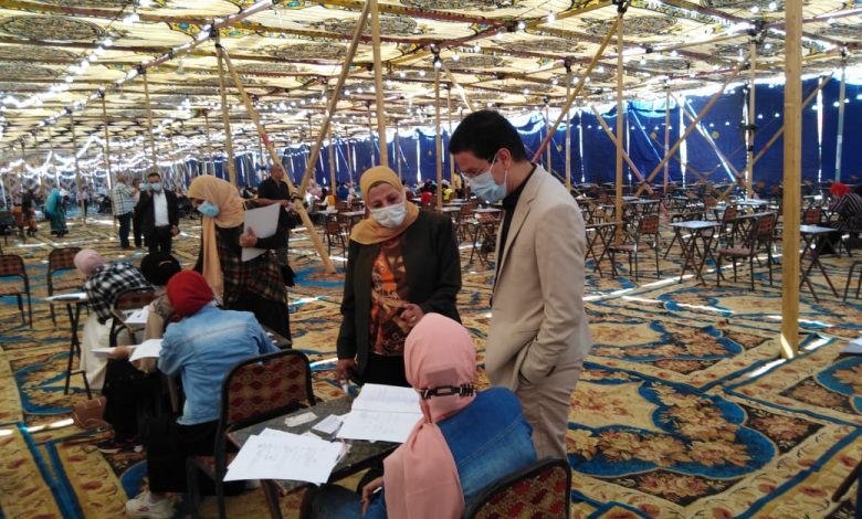 Photo of “الجيزاوى” يواصل جولاته و يتفقد الامتحانات بكليتى التربية والحاسبات