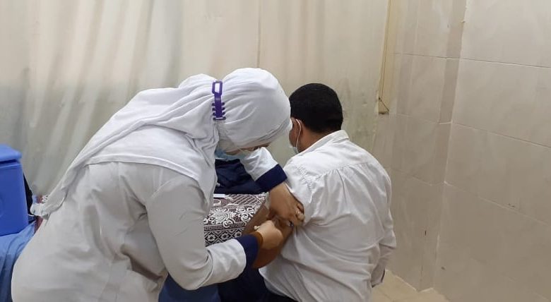 Photo of تطعيم 1500 من أعضاء هيئة التدريس والعاملين بجامعة بنها بلقاح كورونا