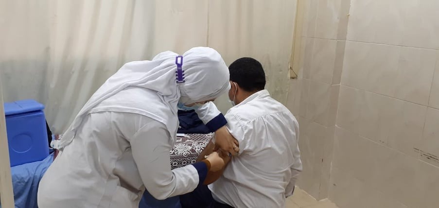 تطعيم 1500 من أعضاء هيئة التدريس والعاملين بجامعة بنها بلقاح كورونا