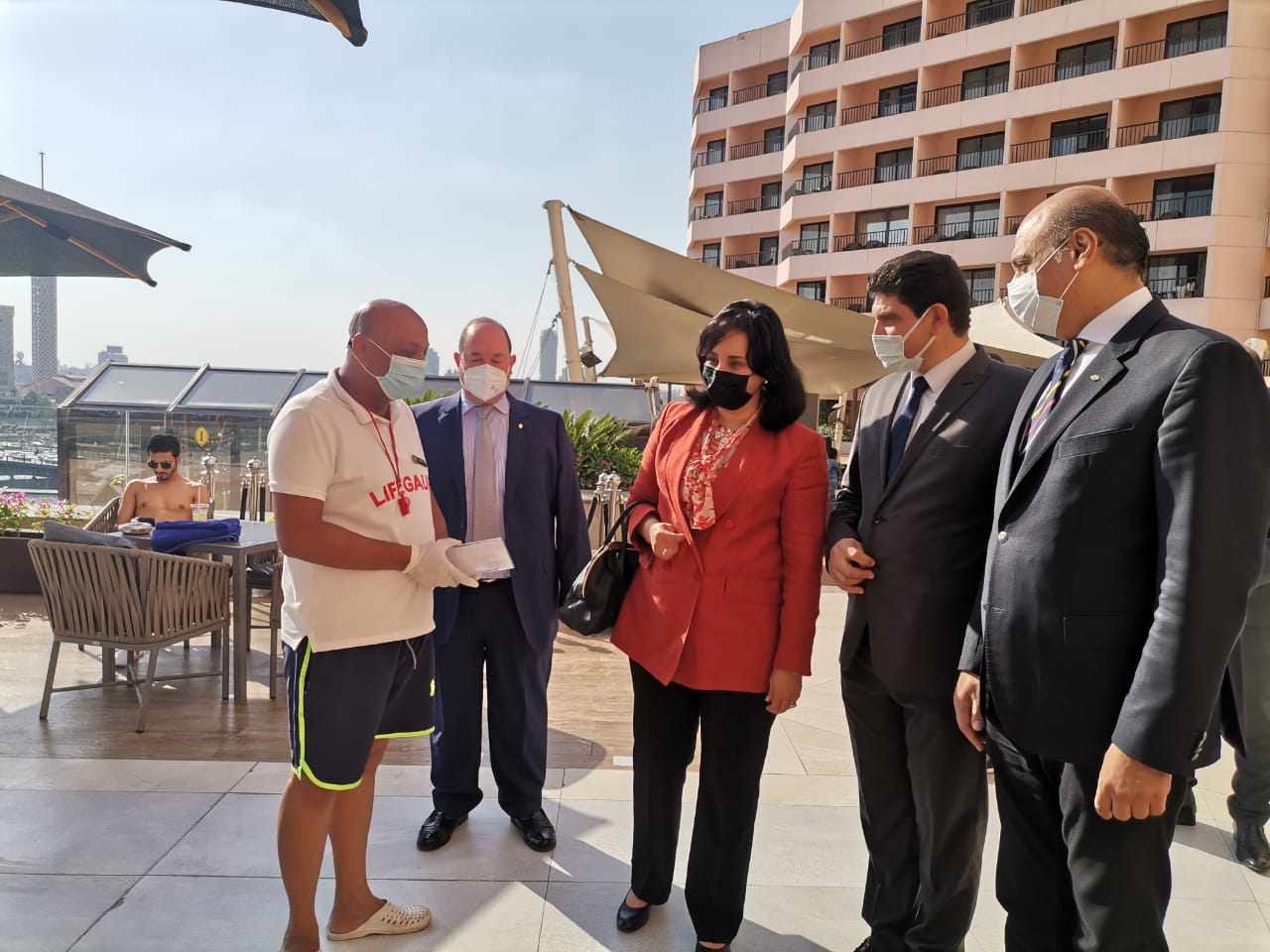 وزير السياحة