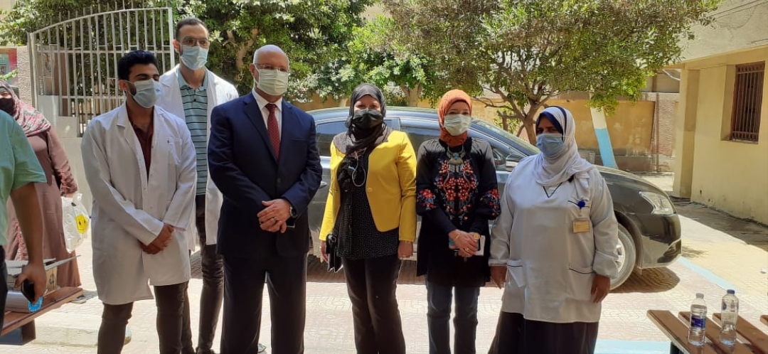 جامعة بنها تطلق حملة طرق الأبواب ضمن المبادرة الرئاسية حياة كريمة بشبين القناطر