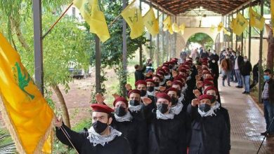 Photo of أفيخاي أدرعي يكشف عن مخزن أسلحة تابع لحزب الله بجوار مدرسة عبّا الرسمية