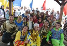 Photo of صور وفيديو.. القليوبية تحتفل بمناسبة ثورة 30 يونيو وتنظيم مسيرة نيلية وعروض فنية وأغاني وطنية