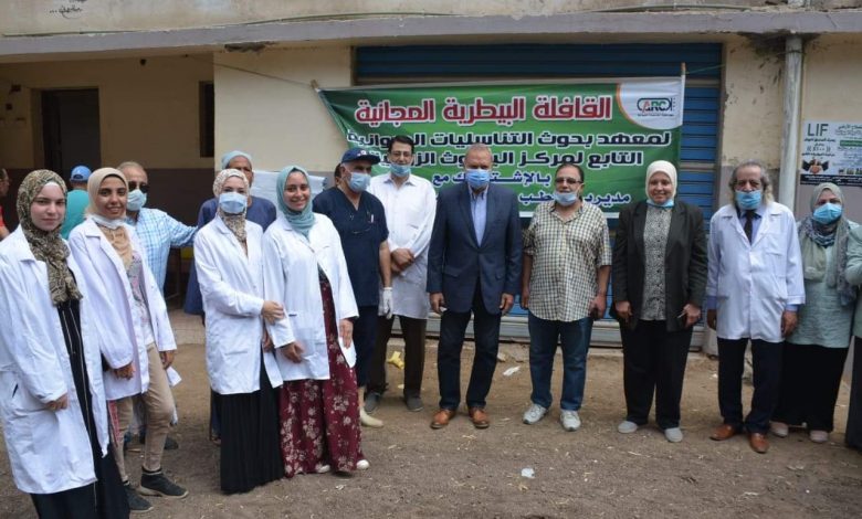 Photo of محافظ القليوبية يتفقد القافلة الطبية البيطرية بقرية ميت كنانة بطوخ