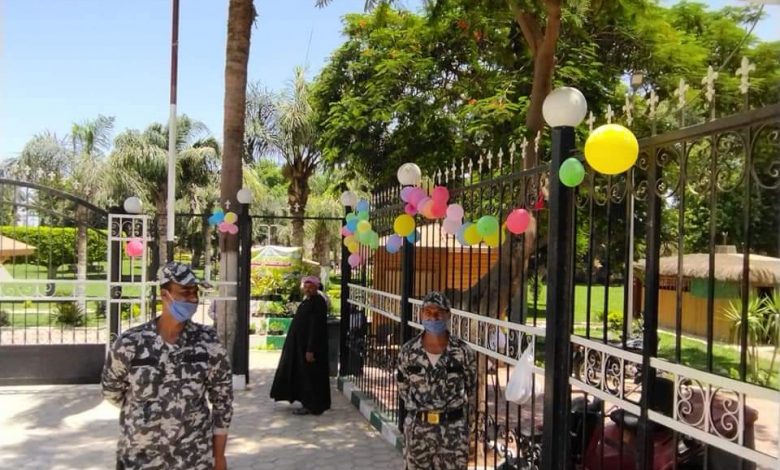 Photo of بالصور… إقبال متوسط علي حدائق القناطر في ثاني ايام العيد