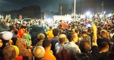 الداخلية تعلن ضبط المتهمين باختطاف طفل المحلة.. صور