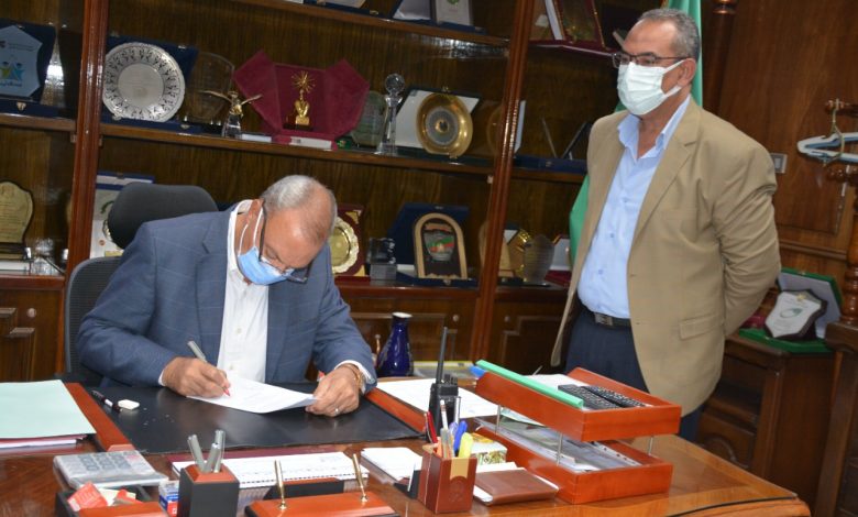 Photo of محافظ القليوبية يعتمد النزول بدرجات الحد الأدنى للقبول بالثانوي العام.. واستمرار فتح باب التحويلات حتى 14 أكتوبر