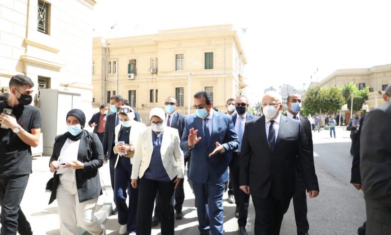 Photo of الصحة تدعو الطلاب والعاملين بالجامعات لتلقي اللقاح قبل بدء الدراسة