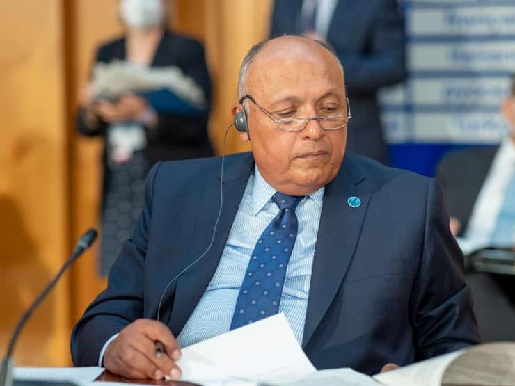 تناول وزير الخارجية سامح شكري أبرز محددات السياسة الخارجية المصرية، والجهود المصرية على الصعيدين الدولي والإقليمي. جاء ذلك أثناء مشاركته في جلسة نقاشية ينظمها مجلس العلاقات الخارجية الأمريكي، اليوم الجمعة، بنيويورك.