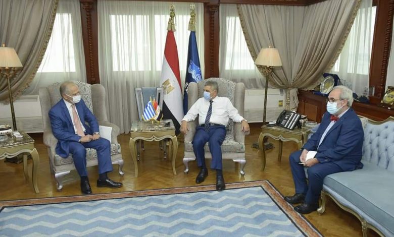 Photo of الفريق أسامة ربيع يلتقي السفير اليوناني لبحث سبل التعاون المشترك
