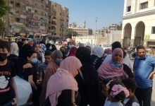 Photo of صور.. اولياء امور وطلاب يتضامون مع مدرس بنها المتهم بالتحرش