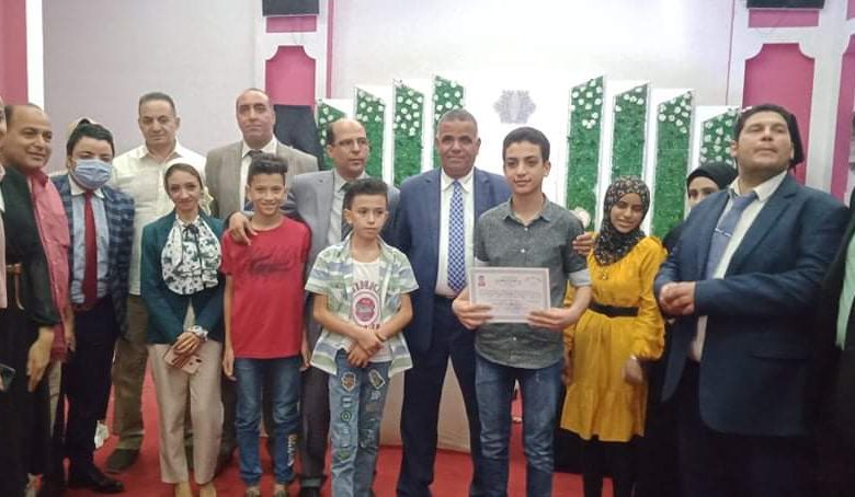 Photo of نقابة المحامين بالقليوبية تكرم اوائل الشهادات العامة والمتفوقين بالجامعة
