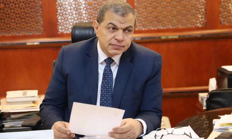 Photo of القوى العاملة: صرف 7.5 مليون جنيه منح لـ 7524 عاملاً غير منتظم