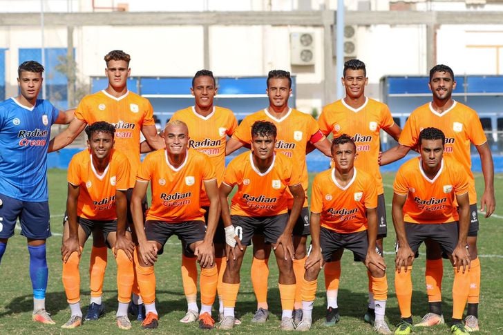 انتهي الشوط الأول من مباراة فيوتشر، وفاركو بالتعادل السلبي، الذي يُقام علي إستاد وي السلام ضمن منافسات الجولة الأولي من بطولة الدوري الممتاز. كان اللاعب مصطفي البدري علي وشك تحقيق الفوز لفريقه "فيوتشر" في الشوط الأول، حيث قام بتسديد تصويبه قوية مرت بشكل قريب أعلي العارضة العلوية لمرمي الحارس محمد صبحي. تعرض اللاعب سعد سمير خلال الشوط الأول لإصابة دموية بعد تدخل قوي من الخارس محمد صبحي في الدقيقة 30 ، مما أدي لخروجه ونزول محمود مرعي بدلًا منه. جاء فريق ماركو بتشكيل مكون من:- حراسة المرمي: محمد صبحي. خط الدفاع: علاء أسامة، رامي صبري، أحمد عبد العزيز، جابر كامل. خط الوسط :محمود عماد ، محمود حمادة ، أحمد الصغيري. الهجوم: إسلام جمال ، سيف تيري ، عمرو جمال. بينما فريق فيوتشر جاء بتشكيل مكون من: حراسة المرمي: محمود جنش. خط الدفاع: كريم عرفات ، سعد سمير ، محمد عبد المنعم ، جوناثان نجويم. خط الوسط: غنام محمد ، عمر سافيولا ، أحمد رفعت ، مصطفي البدري ، عمر كمال عبد الواحد. الهجوم: مروان محسن.
