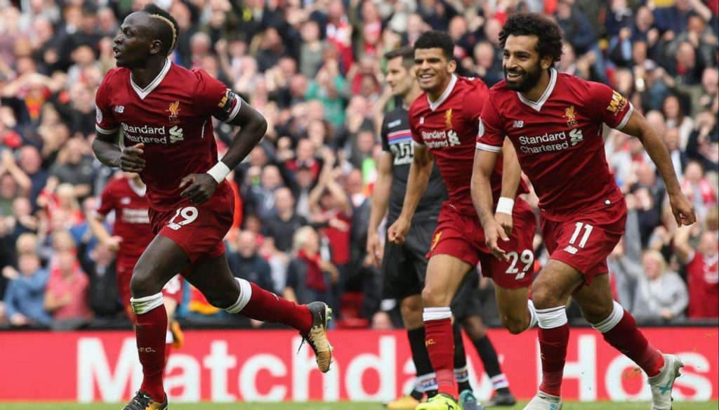 يواجة ليفربول اليوم نظيرة وست هام ، في تمام الساعة السادسة والنصف  بتوقيت القاهرة . وتقام المباراة على إستاد لندن الأولمبي، ضمن منافسات الجولة الـ 11 من مسابقة البريميرليج. يحتل ليفربول المركز الثالث بجدول ترتيب الدوري الإنجليزي، برصيد 22 نقطة. بينما  وست هام يونايتد في المركز الرابع بجدول ترتيب الدوري الإنجليزي، برصيد 20 نقطة . تشكيل الريدز المتوقع أمام وست هام حراسة المرمى: أليسون بيكر. خط الدفاع: ترينت ألكسندر أرنولد، كوناتي، فيرجيل فان دايك، أندي روبرتسون. خط الوسط: جوردان هندرسون، فابينيو، تياجو ألكانتارا. خط الهجوم: محمد صلاح، دييجو جوتا، ساديو ماني تشكيل وست هام المتوقع حراسة المرمي: فابيانسكي خط الدفاع: كريسوول – أوجبونا – داوسون – كوفال خط الوسط: رايس – سوتشيك – فورناليس خط الهجوم: بن رحمة – بوين – أنطونيو