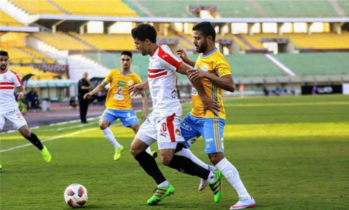 تنطلق في تمام الساعة 5:30 م ، مباراة نادي الزمالك والإسماعيلي ، والمقامة علي أرض استاد الإسماعيلي ، ضمن فعاليات الجولة الرابعة من مسابقة الدوري الممتاز . وتبث المباراة عبر قناة أون تايم سبورت ، الوكيل الحصري للبطولات المصرية . ويحتل الزمالك المرتبة الخامسة في جدول ترتيب الدوري المصري الممتاز ، بعد خسارته لمباراة الأهلي ، بينما يحتل الإسماعيلي المرتبة الأخير برصيد صفر من النقاط . أعلن كارتيرون المدير الفني لنادي الزمالك عن التشكيل الرسمي للفريق والذي ضم : حراسة المرمي : محمد عواد خط الدفاع : محمد عبد الشافي – محمود حمدي الونش – محمد عبد الغني – عبد الله جمعة خط الوسط: طارق حامد – إمام عاشور – مصطفى فتحي – أحمد سيد زيزو – أشرف بن شرقي خط الهجوم: سيف الدين الجزيري التشكيل الرسمي للإسماعيلي حراسة المرمي : محمد فوزي خط الدفاع : محمد هاشم ، باهر المحمدي ، محمد الدسوقي خط الوسط : عماد حمدي ، محمد عادل ، أحمد مصطفي ، شكري نجيب ، عبدالرحمن مجدي الهجوم : شيلونجون