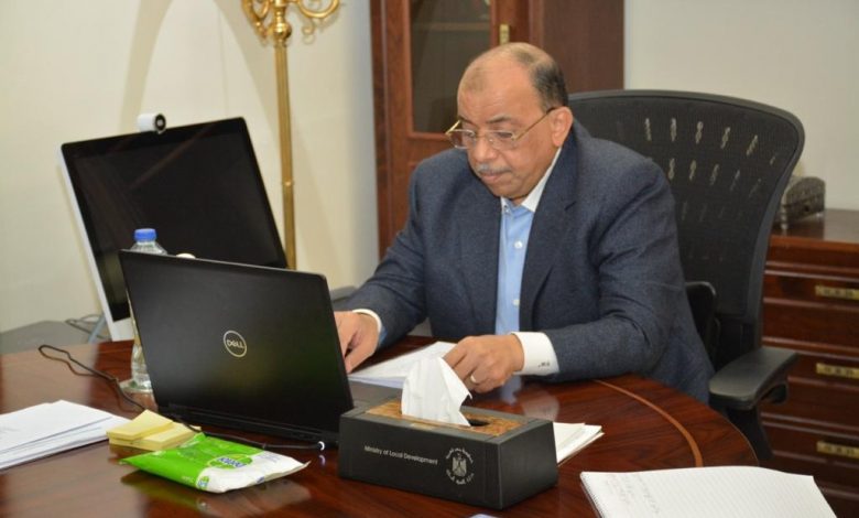 Photo of وزير التنمية المحلية يتابع مع رئيس اتحاد المدن والمحافظات بالكاميرون نتائج زيارة وفد مصري إلى ياوندى لاستكمال مباحثات التعاون في مجال الأخشاب